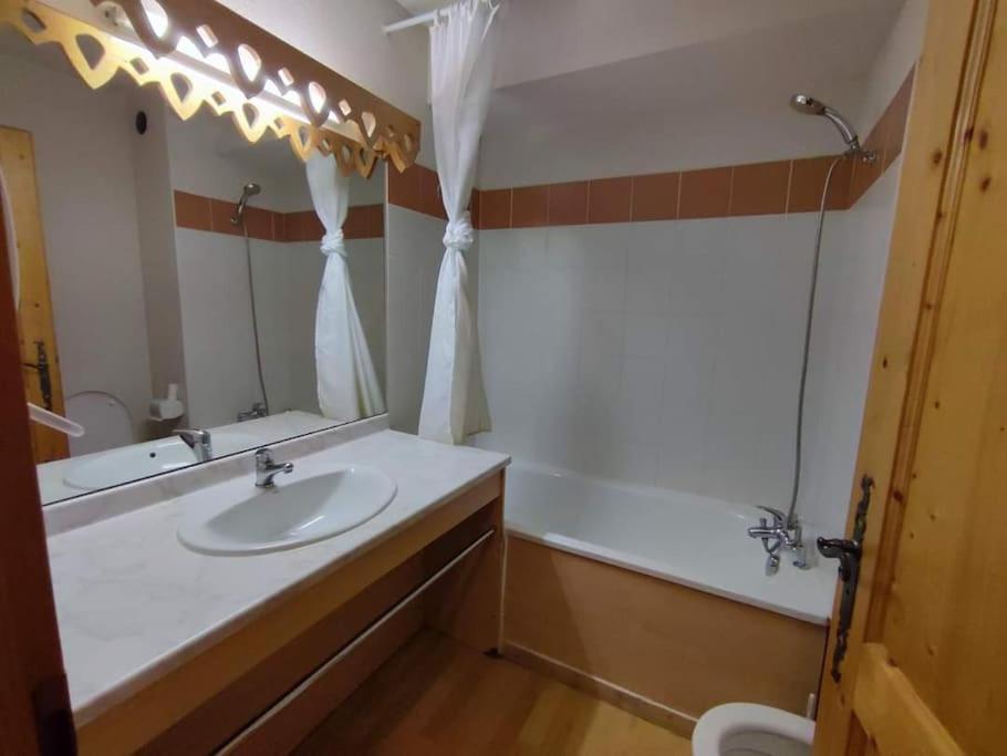Samoens Residence Grand Tetras 4 Personnes Piscine Εξωτερικό φωτογραφία